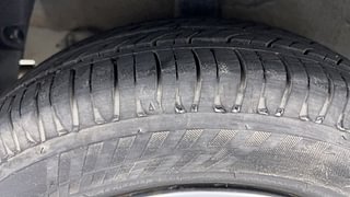 Used 2015 Hyundai Grand i10 [2013-2017] Sportz 1.2 Kappa VTVT Petrol Manual tyres RIGHT REAR TYRE TREAD VIEW