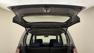 Used 2012 Maruti Suzuki Wagon R 1.0 [2010-2019] VXi Petrol Manual interior DICKY DOOR OPEN VIEW