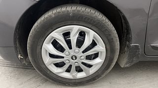 Used 2018 Maruti Suzuki Baleno [2015-2019] Delta AT Petrol Petrol Automatic tyres LEFT FRONT TYRE RIM VIEW