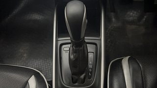 Used 2018 Maruti Suzuki Baleno [2015-2019] Delta AT Petrol Petrol Automatic interior GEAR  KNOB VIEW