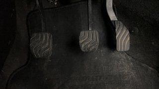 Used 2020 Renault Triber RXT Petrol Manual interior PEDALS VIEW