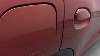 Used 2016 Renault Kwid [2015-2019] RXT Petrol Manual dents MINOR SCRATCH