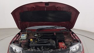 Used 2016 Renault Kwid [2015-2019] RXT Petrol Manual engine ENGINE & BONNET OPEN FRONT VIEW