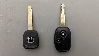 Used 2015 Honda Amaze [2013-2016] 1.2 VX AT i-VTEC Petrol Automatic extra CAR KEY VIEW