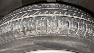 Used 2016 Renault Kwid [2015-2019] RXT Petrol Manual tyres LEFT FRONT TYRE TREAD VIEW