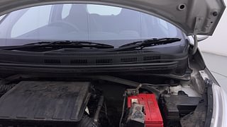 Used 2018 Hyundai Grand i10 [2017-2020] Magna 1.2 Kappa VTVT Petrol Manual engine ENGINE LEFT SIDE HINGE & APRON VIEW