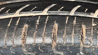 Used 2016 Datsun Redi-GO [2015-2019] T Petrol Manual tyres LEFT FRONT TYRE TREAD VIEW