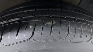 Used 2019 Hyundai Elite i20 [2018-2020] Asta 1.2 (O) Petrol Manual tyres RIGHT FRONT TYRE TREAD VIEW