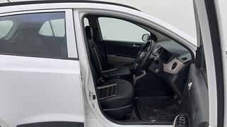 Used 2015 Hyundai Grand i10 [2013-2017] Sportz 1.2 Kappa VTVT Petrol Manual interior RIGHT SIDE FRONT DOOR CABIN VIEW