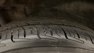 Used 2012 Maruti Suzuki Wagon R 1.0 [2010-2019] VXi Petrol Manual tyres RIGHT REAR TYRE TREAD VIEW