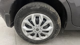 Used 2018 Maruti Suzuki Baleno [2015-2019] Delta AT Petrol Petrol Automatic tyres RIGHT REAR TYRE RIM VIEW