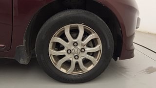 Used 2015 Honda Amaze [2013-2016] 1.2 VX AT i-VTEC Petrol Automatic tyres RIGHT FRONT TYRE RIM VIEW