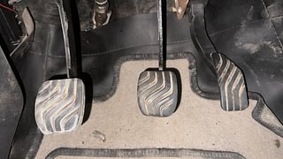Used 2016 Renault Kwid [2015-2019] RXT Petrol Manual interior PEDALS VIEW