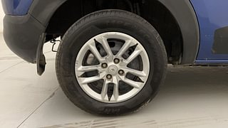 Used 2020 Renault Triber RXT Petrol Manual tyres RIGHT REAR TYRE RIM VIEW