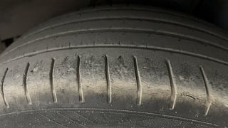 Used 2017 Hyundai i20 Active [2015-2020] 1.2 SX Petrol Manual tyres LEFT REAR TYRE TREAD VIEW