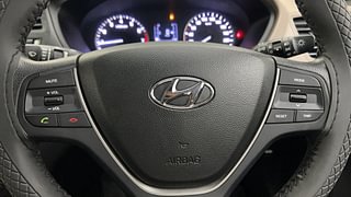 Used 2017 Hyundai Elite i20 [2014-2018] Sportz 1.2 CNG (Outside fitted) Petrol+cng Manual top_features Steering mounted controls