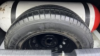 Used 2017 Hyundai Elite i20 [2014-2018] Sportz 1.2 CNG (Outside fitted) Petrol+cng Manual tyres SPARE TYRE VIEW