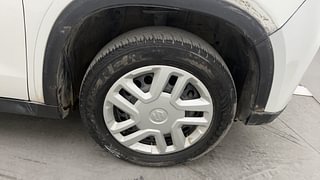 Used 2018 Maruti Suzuki Vitara Brezza [2016-2020] VDi Diesel Manual tyres RIGHT FRONT TYRE RIM VIEW