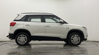 Used 2018 Maruti Suzuki Vitara Brezza [2016-2020] VDi Diesel Manual exterior RIGHT SIDE VIEW