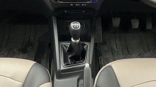 Used 2015 Hyundai Elite i20 [2014-2018] Asta 1.2 Petrol Manual interior GEAR  KNOB VIEW