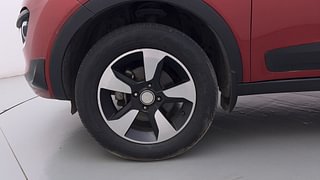 Used 2020 Tata Nexon [2017-2020] XZA Plus AMT Petrol Petrol Automatic tyres LEFT FRONT TYRE RIM VIEW