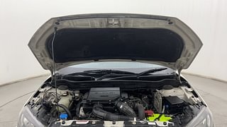 Used 2018 Maruti Suzuki Vitara Brezza [2016-2020] VDi Diesel Manual engine ENGINE & BONNET OPEN FRONT VIEW