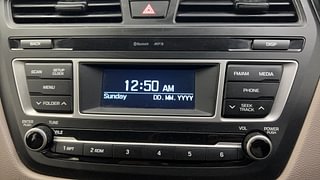 Used 2017 Hyundai Elite i20 [2014-2018] Sportz 1.2 CNG (Outside fitted) Petrol+cng Manual top_features Integrated (in-dash) music system