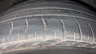 Used 2020 Tata Nexon [2017-2020] XZA Plus AMT Petrol Petrol Automatic tyres RIGHT FRONT TYRE TREAD VIEW