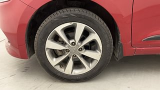 Used 2015 Hyundai Elite i20 [2014-2018] Asta 1.2 Petrol Manual tyres LEFT FRONT TYRE RIM VIEW