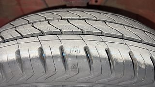 Used 2023 Maruti Suzuki S-Presso VXI CNG Petrol+cng Manual tyres LEFT FRONT TYRE TREAD VIEW