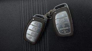 Used 2021 Hyundai New i20 Asta (O) 1.0 Turbo DCT Petrol Automatic extra CAR KEY VIEW