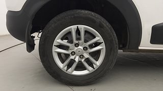 Used 2023 Renault Triber RXT AMT Petrol Automatic tyres RIGHT REAR TYRE RIM VIEW