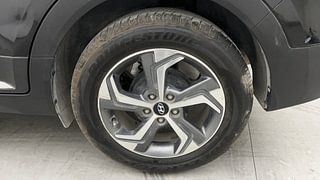 Used 2018 Hyundai Creta [2018-2020] 1.6 SX AT Diesel Automatic tyres LEFT REAR TYRE RIM VIEW