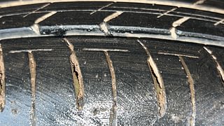 Used 2020 Maruti Suzuki Ignis Zeta MT Petrol Petrol Manual tyres RIGHT REAR TYRE TREAD VIEW