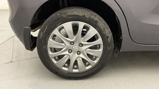 Used 2017 Maruti Suzuki Baleno [2015-2019] Alpha Petrol Petrol Manual tyres RIGHT REAR TYRE RIM VIEW