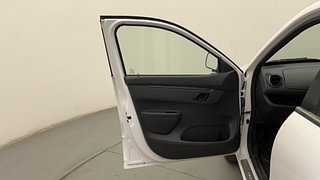 Used 2016 Renault Kwid [2015-2019] RXT Petrol Manual interior LEFT FRONT DOOR OPEN VIEW