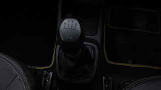 Used 2017 Renault Kwid [2017-2019] RXT 1.0 SCE Special Petrol Manual interior GEAR  KNOB VIEW