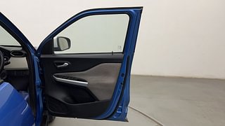 Used 2021 Nissan Magnite XV Dual Tone Petrol Manual interior RIGHT FRONT DOOR OPEN VIEW