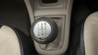 Used 2016 Maruti Suzuki Swift Dzire VDI (O) Diesel Manual interior GEAR  KNOB VIEW
