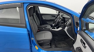 Used 2021 Tata Altroz XZ 1.2 Petrol Manual interior RIGHT SIDE FRONT DOOR CABIN VIEW