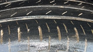 Used 2020 Maruti Suzuki Ignis Zeta MT Petrol Petrol Manual tyres LEFT FRONT TYRE TREAD VIEW