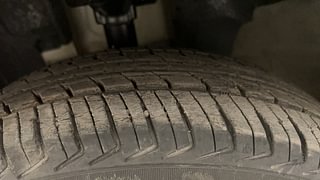 Used 2016 Renault Kwid [2015-2019] RXT Petrol Manual tyres LEFT FRONT TYRE TREAD VIEW