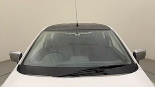 Used 2016 Renault Kwid [2015-2019] RXT Petrol Manual exterior FRONT WINDSHIELD VIEW