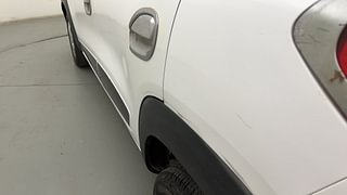 Used 2016 Renault Kwid [2015-2019] RXT Petrol Manual dents MINOR SCRATCH