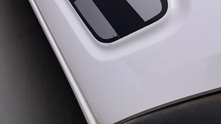 Used 2017 Renault Kwid [2017-2019] RXT 1.0 SCE Special Petrol Manual dents MINOR DENT