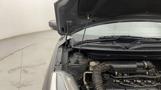 Used 2017 Maruti Suzuki Baleno [2015-2019] Alpha Petrol Petrol Manual engine ENGINE RIGHT SIDE HINGE & APRON VIEW