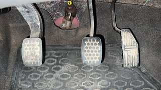 Used 2016 Chevrolet Beat LT Petrol Petrol Manual interior PEDALS VIEW