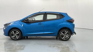 Used 2021 Tata Altroz XZ 1.2 Petrol Manual exterior LEFT SIDE VIEW