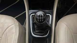 Used 2022 Maruti Suzuki Ciaz Zeta Petrol Petrol Manual interior GEAR  KNOB VIEW