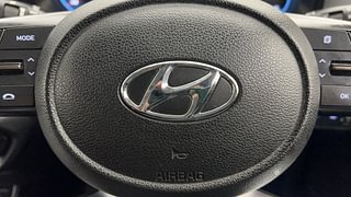 Used 2021 Hyundai New i20 Asta (O) 1.0 Turbo DCT Petrol Automatic top_features Airbags